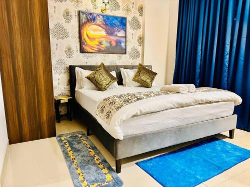 Celestial Chic Suite With Swimming Pool