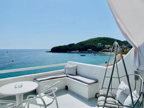 Geo & Art Boutique Hotel Himara in 發羅拉