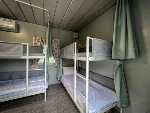 鉄木彩虹小屋 鉄木彩虹小屋