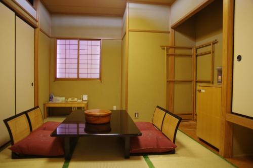 Japanese-Style Room