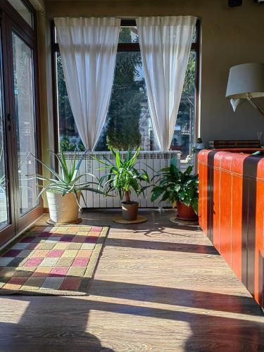 Famil Hotel & Chalets – Bansko, NC