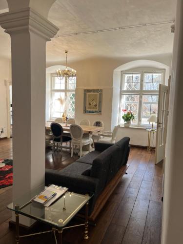 Schloß Hürbel Rosengarten - Suite (Schloß Hurbel Rosengarten - Suite) in Gutenzell-Hurbel