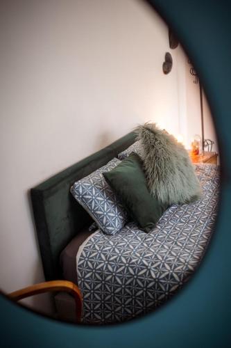 1 queen bed, 2 twin beds