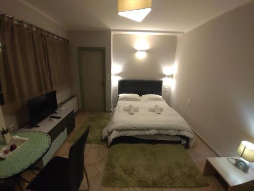 CENTRAL Studio - Fully equiped. Ideal for couples, Patras (photo 8)