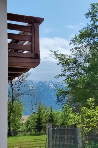 Ara Chalet, Bran