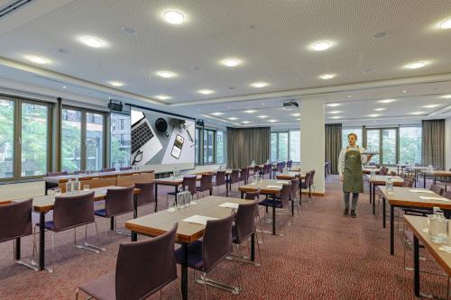 Crowne Plaza Amsterdam - South an IHG Hotel - image 11