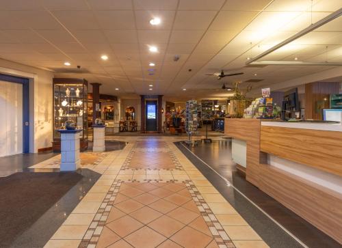 ล็อบบี้, Fletcher Hotel - Restaurant de Zeegser Duinen in ซีกซ์