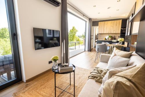 Shared lounge/TV area, Tiny House mit Sauna - am Main in Wipfeld
