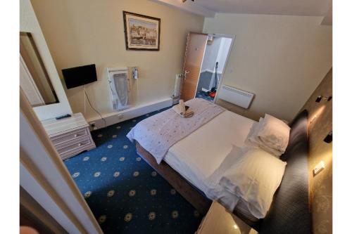 Grange Lodge Hotel - image 12