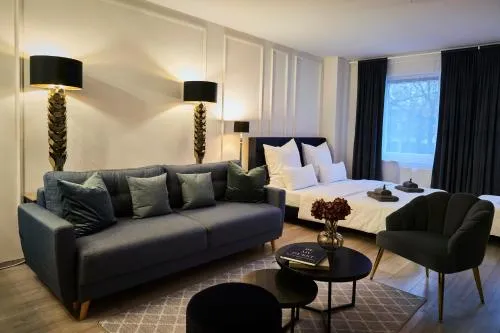 R B Apartment Hamburg Business am Flughafen für 1-5 Personen - ideal für Geschäftsreisende und Familien - Küche - Waschtrockner - Smart TV - kostenloser Parkplatz in Hamburg, Deutschland