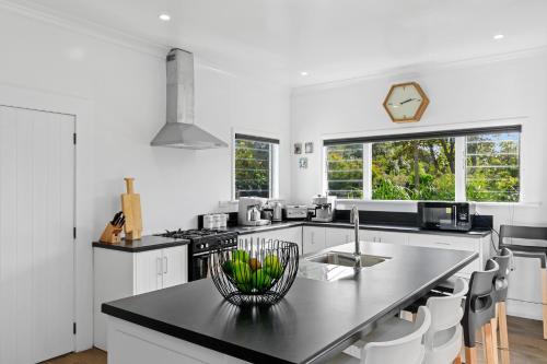 Peaceful Country Retreat in Moutoa