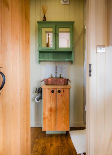 Gooseberry Shepherds Hut