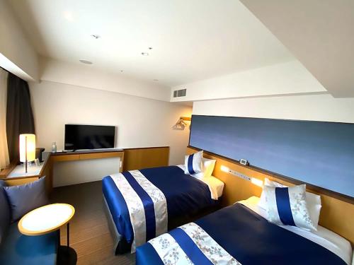 Premium Twin Room (2 Adults)