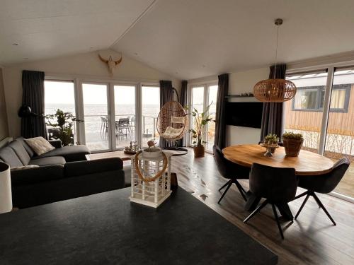 Exclusieve vakantievilla ***** Markermeer