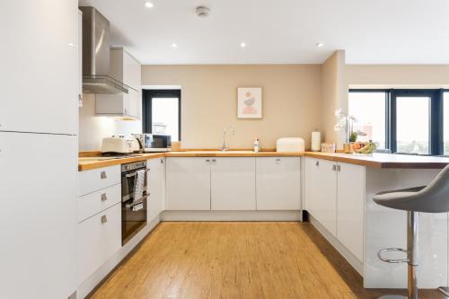 Two-Bedroom Apartment image 10