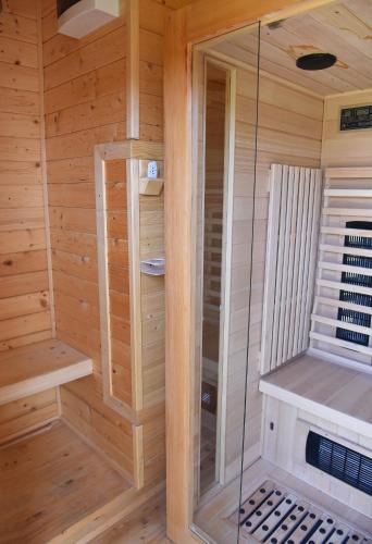 Szauna, Luxury Wellnes Glamping Cottage - Salvus in Lendva