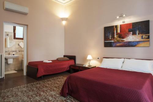 Deluxe Double Room with Spa Bath  image 7