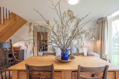 3 Old School Cottages, Wissett in Wissett