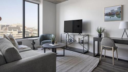 Landing - Modern Apartment with Amazing Amenities ID1401X748 in Nashville, USA
