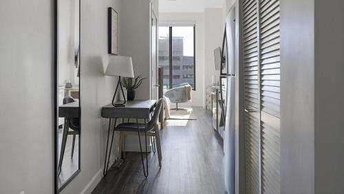 Landing - Modern Apartment with Amazing Amenities ID1401X749 in Nashville, USA