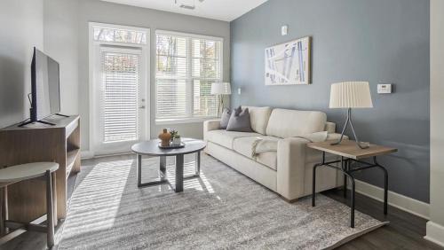 Landing Modern Apartment with Amazing Amenities ID1200X654 in Charlotte, USA