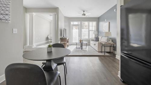Landing Modern Apartment with Amazing Amenities ID1200X654 in Charlotte, USA