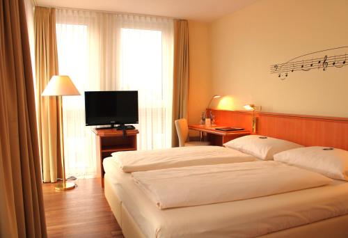 Hotel Rheingold - main image