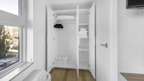 Landing Modern Apartment with Amazing Amenities ID1797X41 in Denver, USA