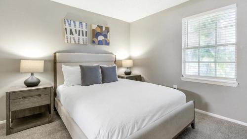 Landing Modern Apartment with Amazing Amenities (ID1171X836) in Plant City (FL)