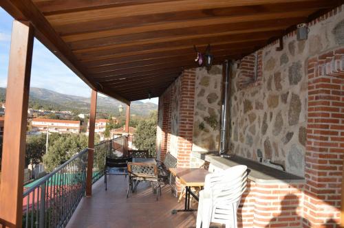 Erkély/terasz, Chalet Rural en Navaluenga in Navaluenga