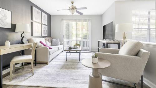 Landing Modern Apartment with Amazing Amenities (ID9155X81) in 瑟沃德萊夫