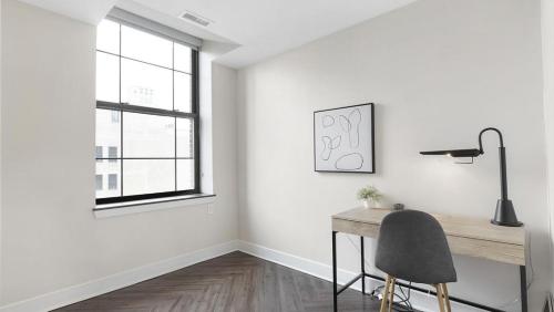 Landing Modern Apartment with Amazing Amenities ID1884X79 in Detroit, USA