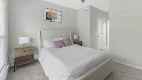 Landing Modern Apartment with Amazing Amenities (ID3078X18) in Plano (TX)