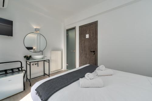 Hotel Adonis - main image