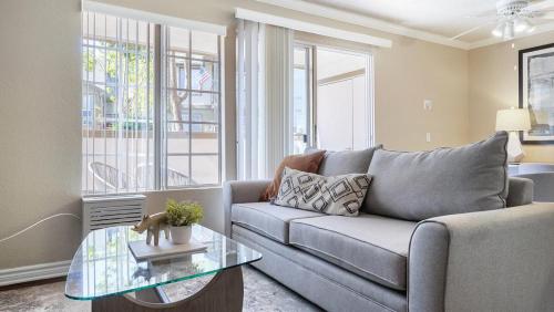 Landing Modern Apartment with Amazing Amenities (ID8322X41) in Chino Hills