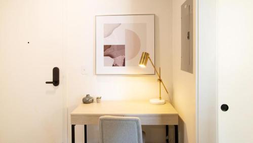 Landing Modern Apartment with Amazing Amenities ID5790X48 in Birmingham, USA