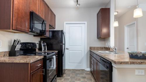 Landing Modern Apartment with Amazing Amenities ID4703X17 in Columbus, USA