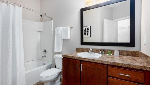 Landing Modern Apartment with Amazing Amenities (ID4703X17)