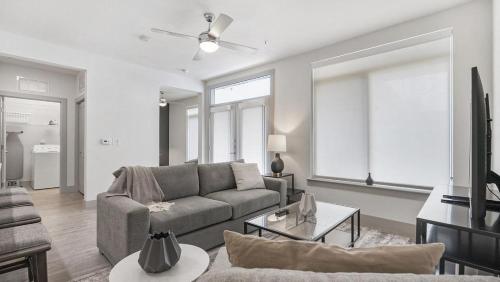 Landing Modern Apartment with Amazing Amenities ID8459X09 in San Antonio, USA