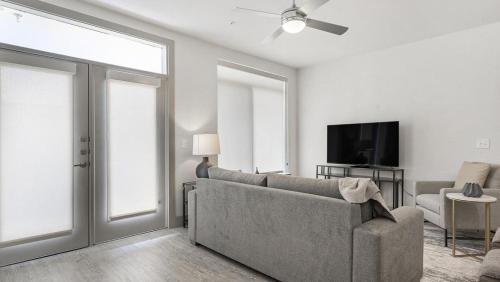 Landing Modern Apartment with Amazing Amenities ID8459X09 in San Antonio, USA