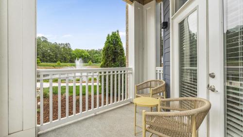 Landing Modern Apartment with Amazing Amenities (ID8082X78) in Falconbridge