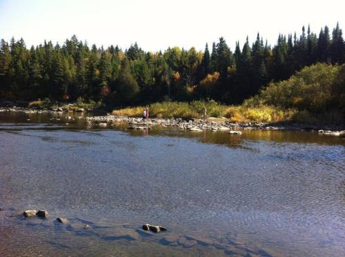 CHALET RIVIÈRE ETCHEMINS, Un endroit unique