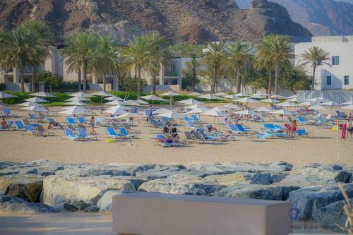 playa, Capital Stay- Private Two Bed Apartment - The Address Beach Resort Residences Fujairah in Fujairah Beach