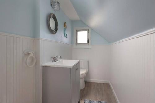 Island Time- beautifully renovated bay view home in Seaside Heights, USA
