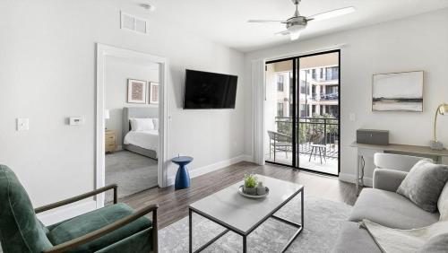 Landing Modern Apartment with Amazing Amenities ID9022X02 in Frisco, USA