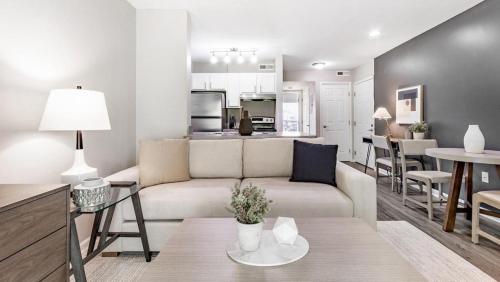 Landing Modern Apartment with Amazing Amenities ID5679 in Canal Winchester, USA