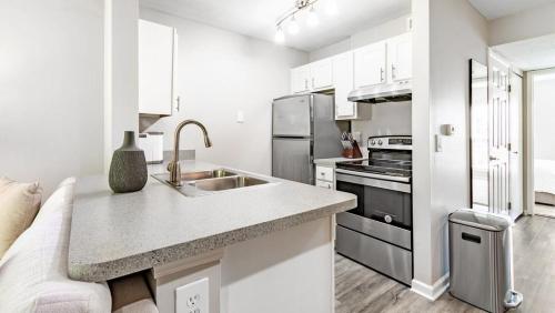 Landing Modern Apartment with Amazing Amenities ID5679 in Canal Winchester, USA