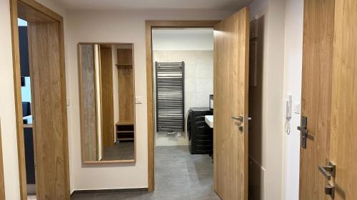حمام, Apartmán Krakonoš 431 (Apartman Krakonos 431) in بيك بود سنيزكو