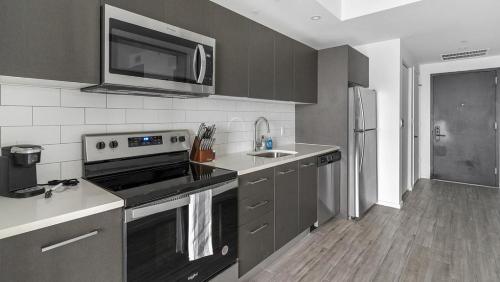 Landing - Modern Apartment with Amazing Amenities ID1401X725 in Fort Lauderdale, USA