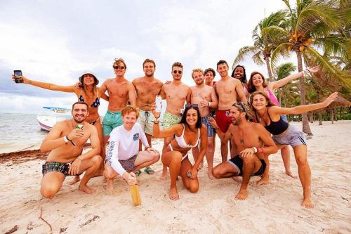 New Hostel Manuel Antonio, Meet new people